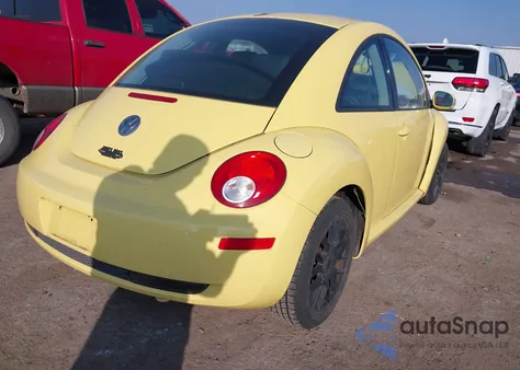 2010 Volkswagen New Beetle 2.5L Final Edition из США, поврежденный, VIN 3VWPW3AG7AM016492